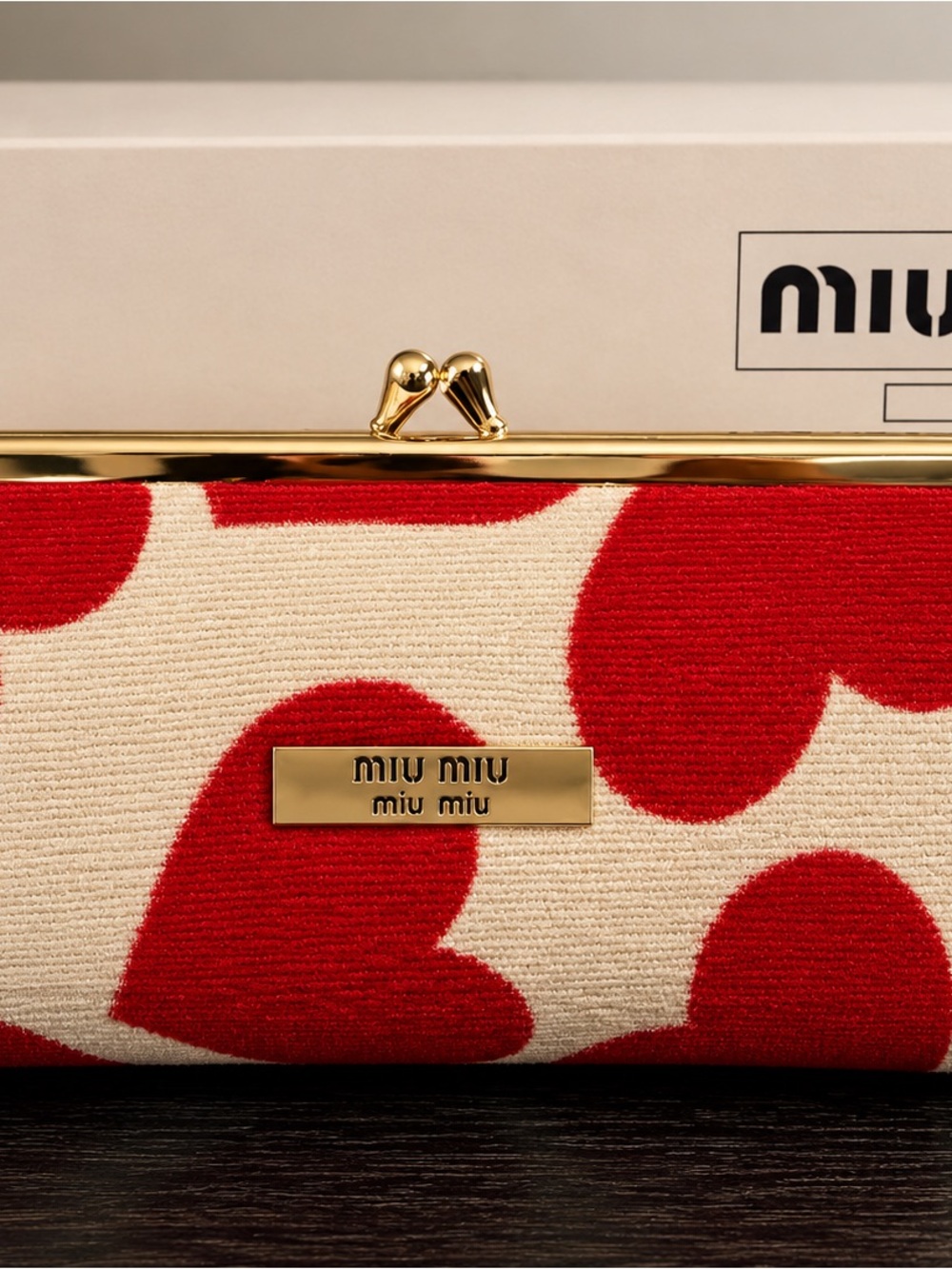 Miu Miu VIP Gift Heart Clutch Pochette w/ Box Rare Not For Retail Sale